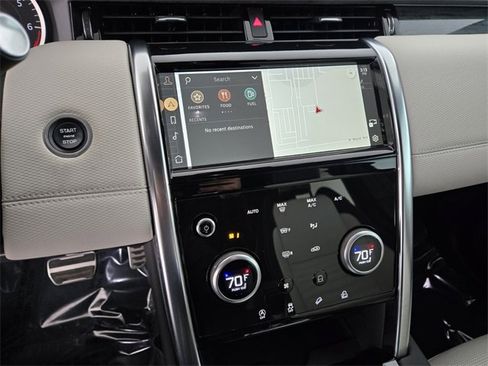 Certified 2023 Land Rover Discovery Sport SE R-Dynamic image 22