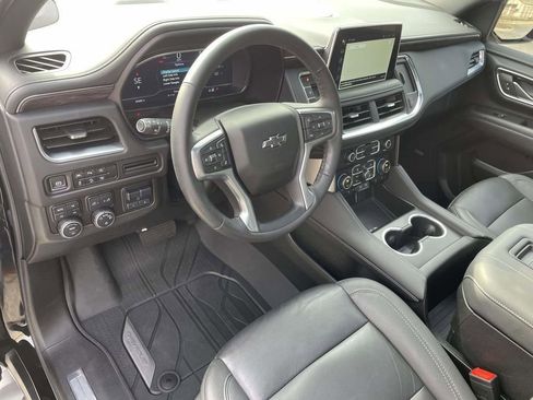 Used 2024 Chevrolet Tahoe Z71 w/ Luxury Package image 11