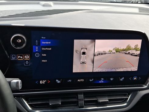 Certified 2024 Chevrolet Equinox EV RS FWD image 18