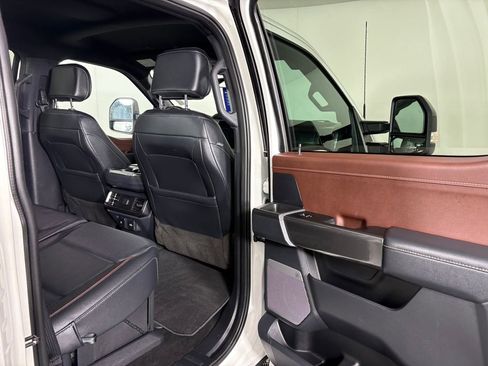 Certified 2023 Ford F150 Lariat image 32