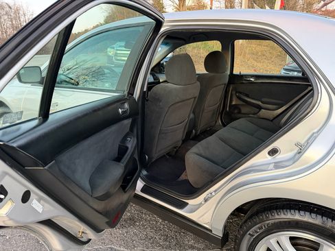 Used 2006 Honda Accord VP image 17