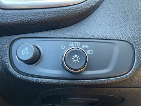 Used 2017 Chevrolet Trax LS image 20