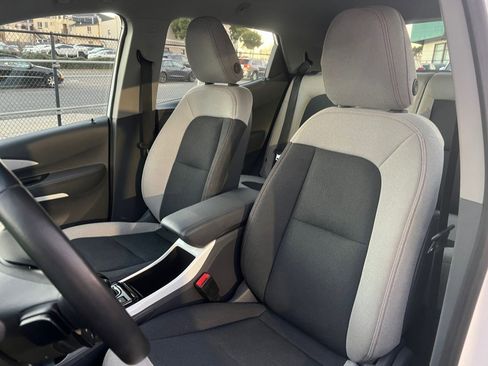 Used 2021 Chevrolet Bolt LT image 19