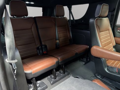 Used 2023 GMC Yukon XL Denali Ultimate image 20