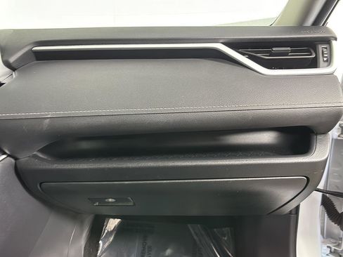 Used 2024 Toyota RAV4 XLE AWD/4WD image 24