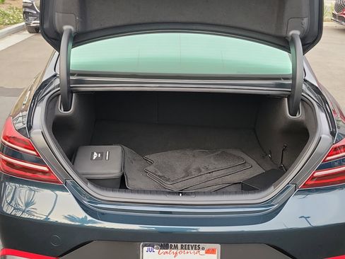 Certified 2025 Genesis G70 2.5T image 18