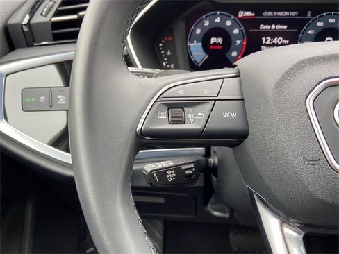 Used 2024 Audi Q3 2.0T Premium w/ Convenience Package image 17
