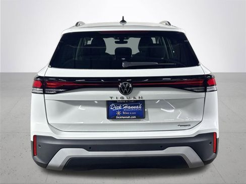 New 2025 Volkswagen Tiguan S image 7