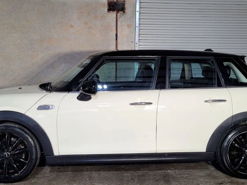 Used 2015 MINI Cooper S image 8
