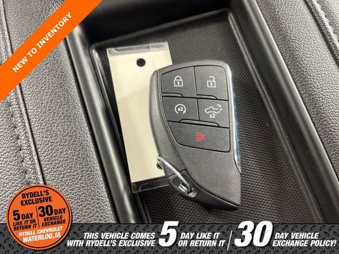 Certified 2022 Chevrolet Silverado 1500 LT Trail Boss w/ Convenience Package II image 38