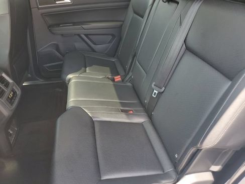 Used 2019 Volkswagen Atlas SE FWD image 10