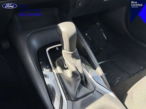 Used 2025 Toyota Corolla LE FWD image 23