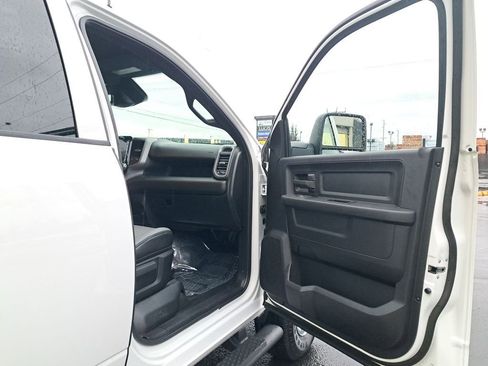 New 2026 RAM 2500 Tradesman AWD/4WD image 17