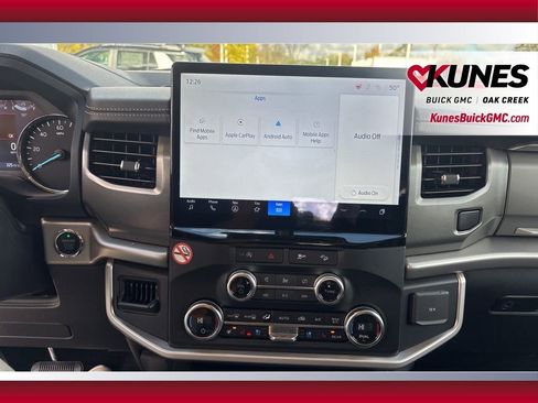 Used 2024 Ford Expedition Max XLT image 21