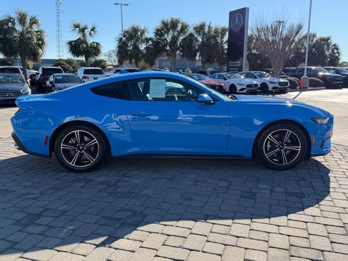 Used 2024 Ford Mustang Premium image 6