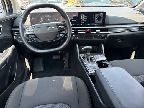 Used 2026 Kia Sportage LX w/ LX Convenience Package FWD image 19
