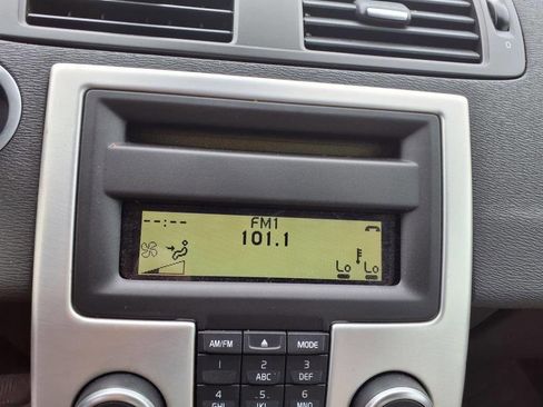 Used 2012 Volvo C70 T5 image 17