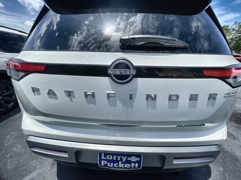 Used 2024 Nissan Pathfinder Platinum w/ Cargo Package FWD image 31