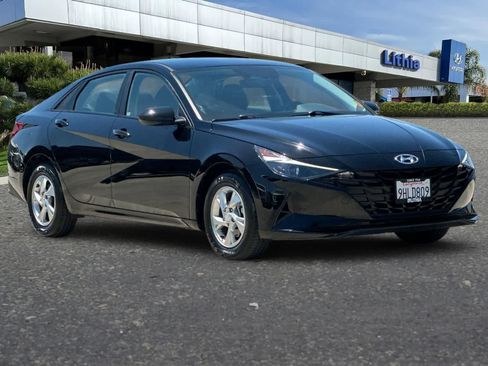Used 2023 Hyundai Elantra SE FWD image 10