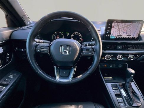 Used 2025 Honda CR-V Sport Touring image 9