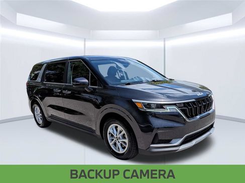 Used 2024 Kia Carnival LX FWD image 9