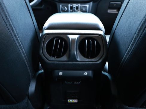 Used 2023 Jeep Wrangler Unlimited Sahara AWD/4WD image 29