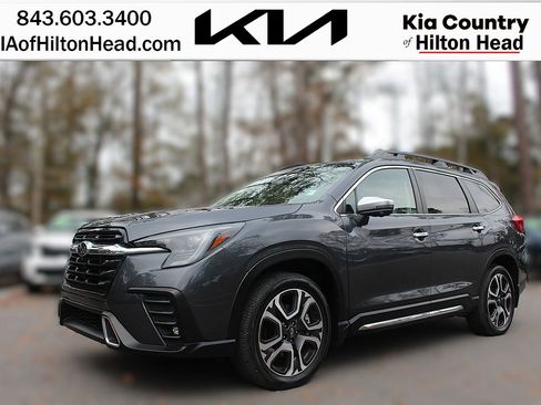 Used 2023 Subaru Ascent Touring image 1