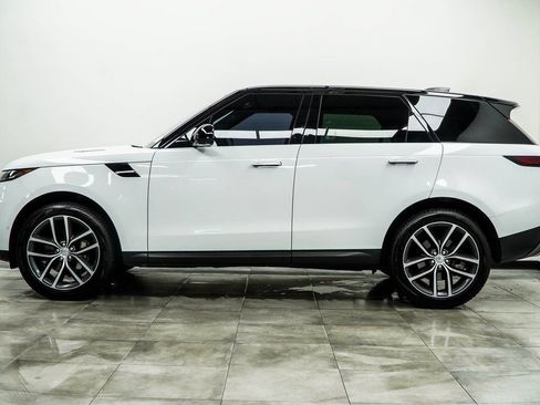 Used 2023 Land Rover Range Rover Sport SE AWD/4WD image 10