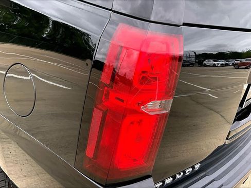 Used 2015 Chevrolet Tahoe LT w/ Texas Edition image 27