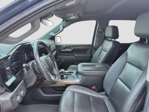 Used 2022 Chevrolet Silverado 1500 RST AWD/4WD image 11