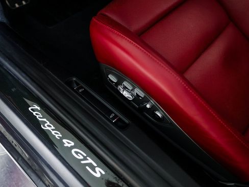 Certified 2018 Porsche 911 Targa 4 GTS image 14