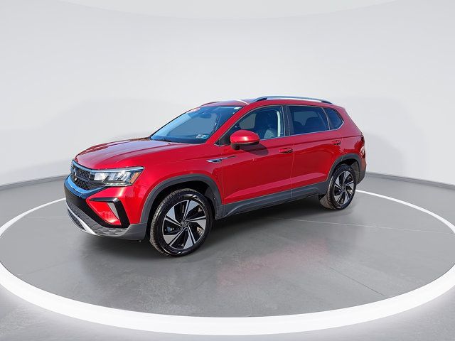 Used 2024 Volkswagen Taos SE AWD/4WD image 5