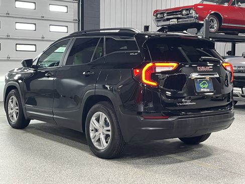 Certified 2023 GMC Terrain SLE w/ Driver Convenience Package image 3