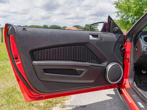 Used 2012 Ford Mustang Shelby GT500 w/ Electronics Pkg image 34