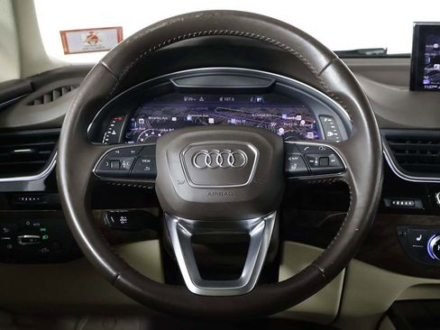 Used 2017 Audi Q7 3.0T Premium Plus w/ Premium Plus Package image 40