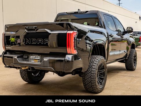 Used 2022 Toyota Tundra Platinum AWD/4WD image 10