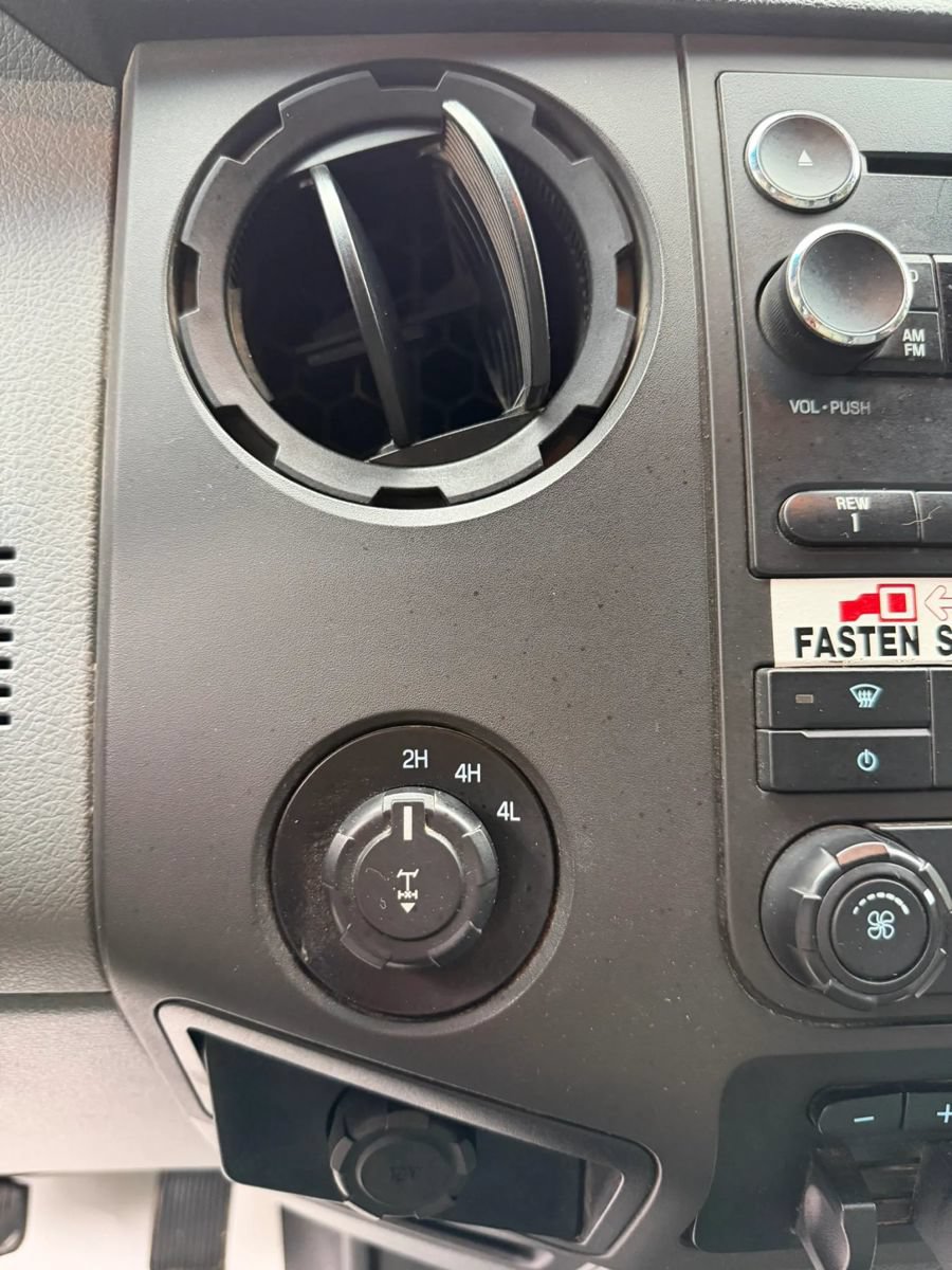 Used 2014 Ford F250 XL w/ Power Equipment Group AWD/4WD image 16