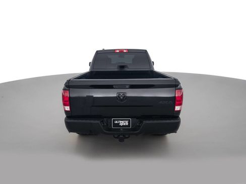 Used 2018 RAM 1500 Express w/ Black Ram 1500 Express Group image 6