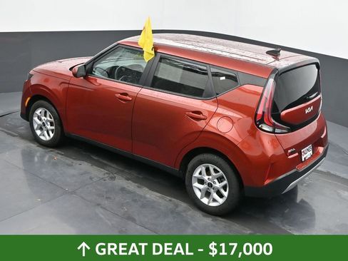 Used 2025 Kia Soul LX w/ LX Technology Package FWD image 44