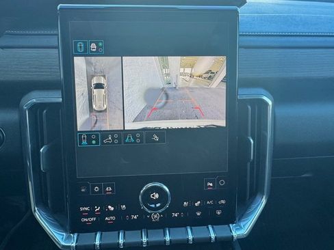 Used 2025 GMC Acadia Denali w/ Super Cruise Package image 24