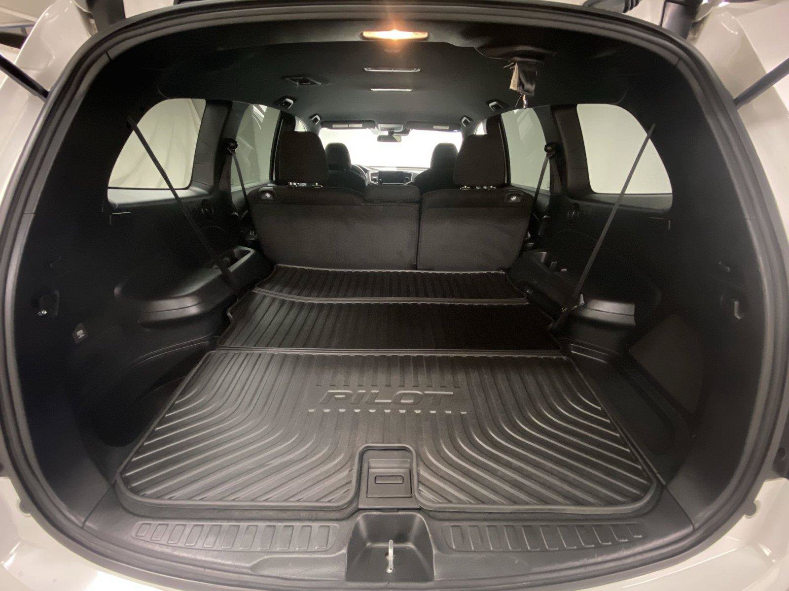 Used 2022 Honda Pilot Sport image 23
