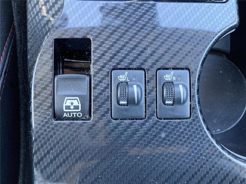 Used 2024 Toyota 4Runner TRD Off-Road Premium image 16