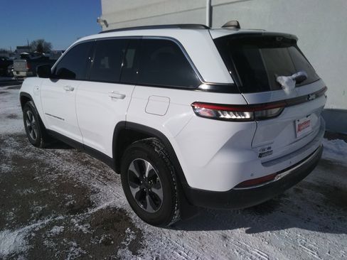 Used 2022 Jeep Grand Cherokee Limited 4xe w/ Luxury Tech Group II image 7