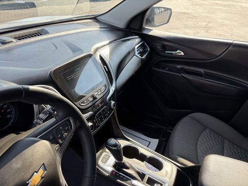 Used 2018 Chevrolet Equinox LT w/ Redline Edition AWD/4WD image 13