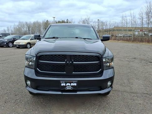 Used 2016 RAM 1500 Express w/ Black Ram 1500 Express Group AWD/4WD image 8