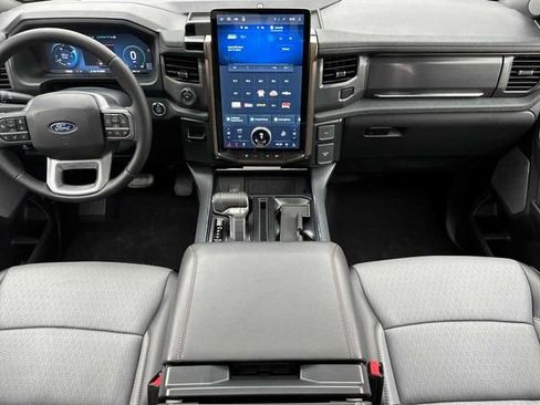 Used 2025 Ford F150 Lightning Lariat image 5