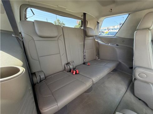 Used 2017 Chevrolet Tahoe LT AWD/4WD image 29
