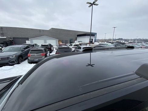 Used 2024 Toyota 4Runner SR5 image 4