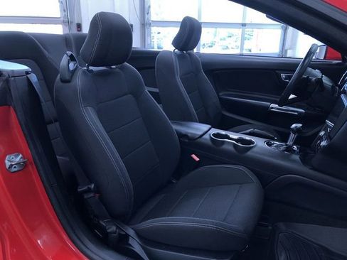 Used 2016 Ford Mustang Convertible w/ Equipment Group 051A RWD image 22