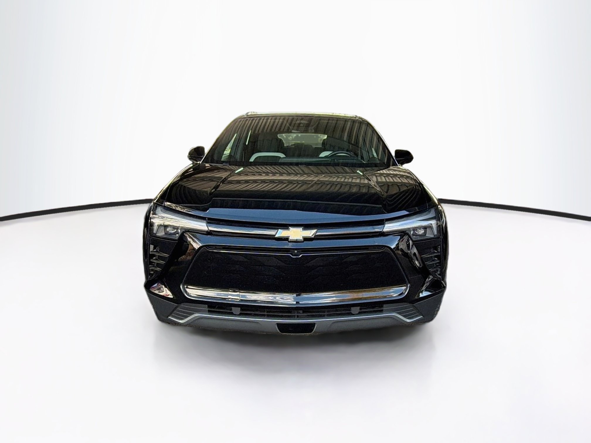 Used 2024 Chevrolet Blazer EV LT AWD/4WD image 2